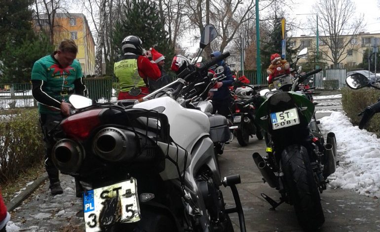 Mikołaje na motocyklach odwiedzili dzieci osierocone tyskiego Hospicjum