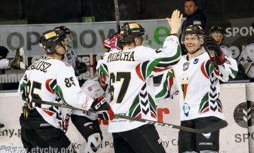 Hokej: Orlik Opole urwał Tychom jeden punkt [foto]