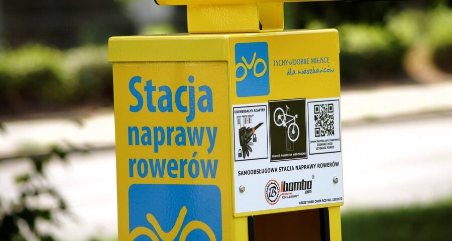 Samoobsługowe stacje naprawy i stojaki dla rowerów w Tychach (foto)