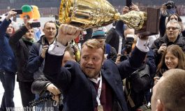 Hokej: Andrei Gusow podpisał umowę na dwa lata