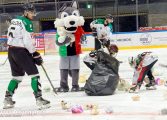 Hokej: GKS Tychy - Unia Oświęcim (2021.12.03) Teddy Bear Toss [galeria]